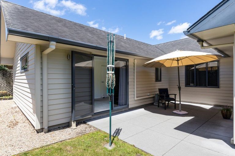 Photo of property in 13 Ainslee Street, Highlands Park, New Plymouth, 4312