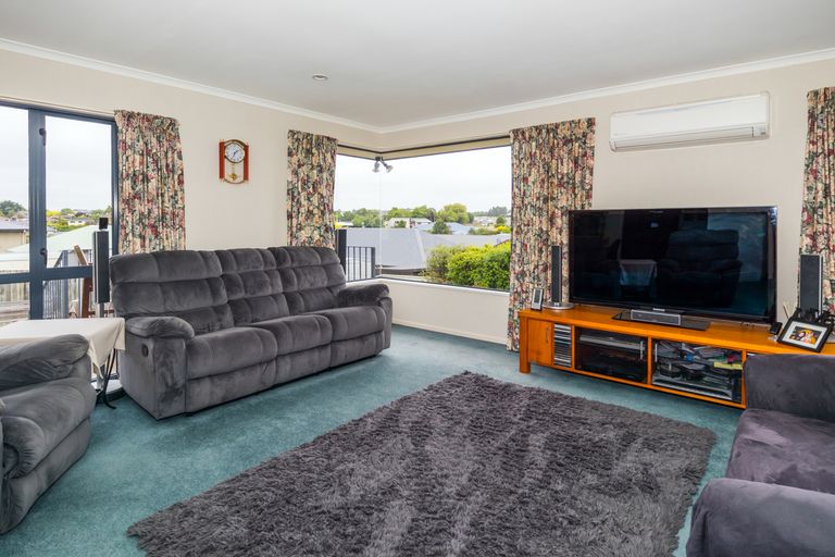 Photo of property in 70 Temple Crescent, Gleniti, Timaru, 7910