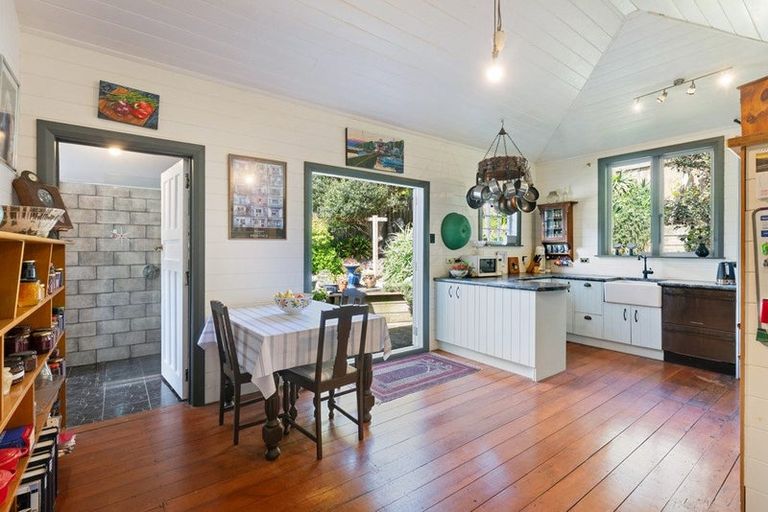 Photo of property in 1 Sand Track, Paekakariki, 5034