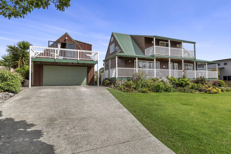 Photo of property in 7 Puriri Street, Raglan, 3225