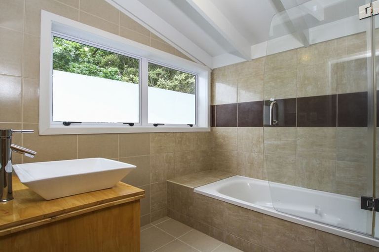 Photo of property in 3/32a Clayburn Road, Glen Eden, Auckland, 0602