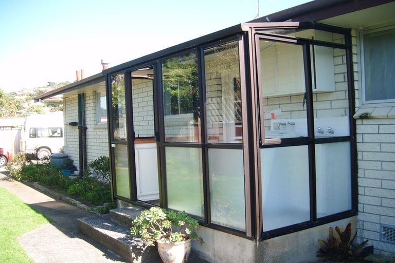 Photo of property in 107 Derwent Street, Island Bay, Wellington, 6023