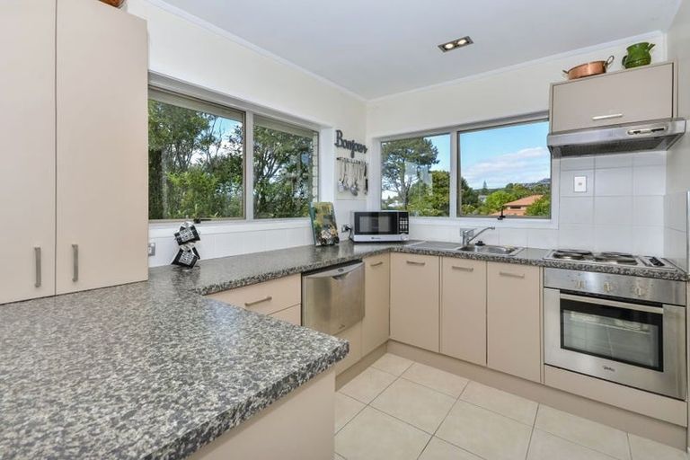 Photo of property in 2/168 Stredwick Drive, Torbay, Auckland, 0630