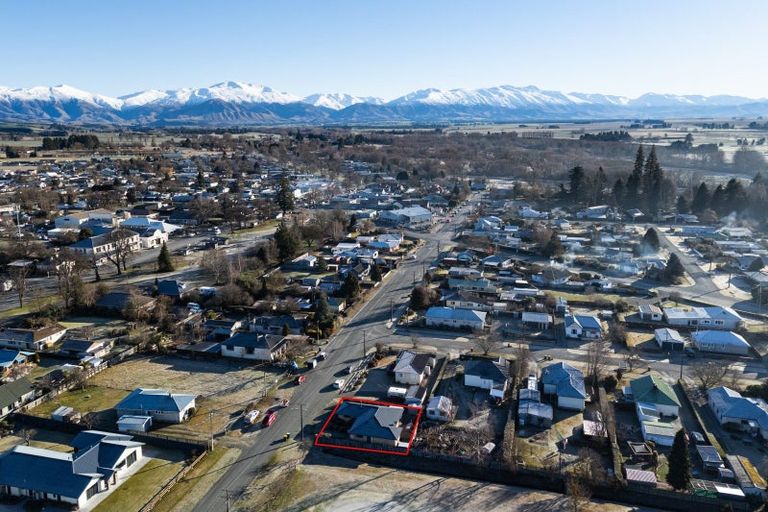 Photo of property in 3 Mckenzie Street, Fairlie, 7925