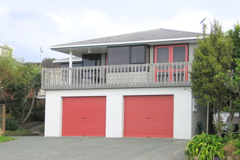 Photo of property in 14 Te Kapa Place, Snells Beach, 0920