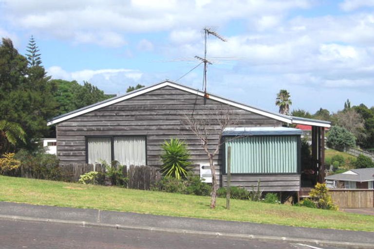 Photo of property in 153 Spinella Drive, Bayview, Auckland, 0629