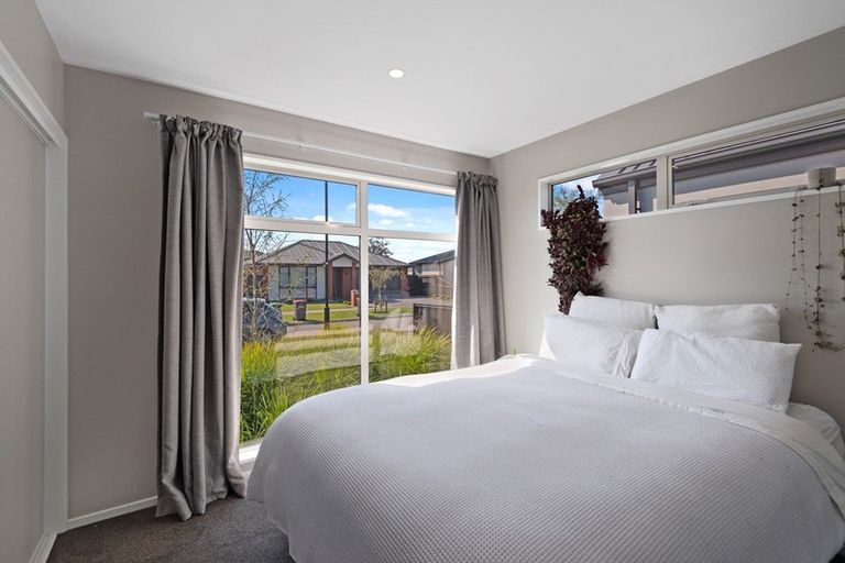 Photo of property in 7 Grey Way, Russley, Christchurch, 8042