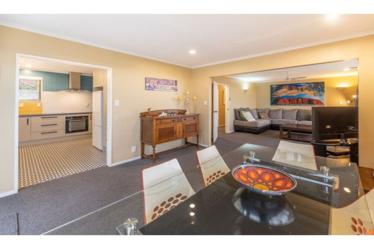 Photo of property in 2/66 Parklands Drive, Huntsbury, Christchurch, 8022