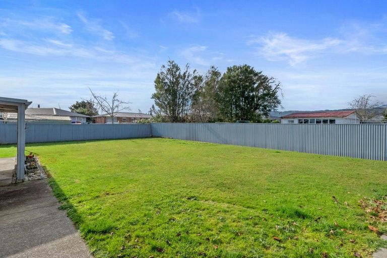 Photo of property in 27 Cargill Street, Levin, 5510