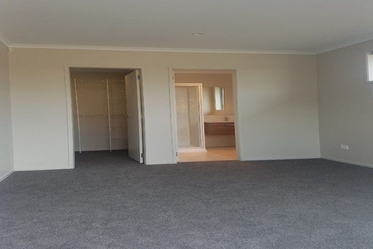 Photo of property in 10 Apostle Mews, Papamoa, 3118