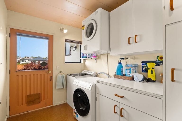 Photo of property in 37 Whitby Street, Mornington, Dunedin, 9011