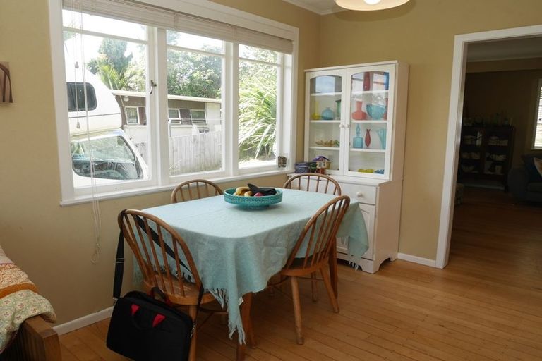 Photo of property in 80 Valley Road, Paraparaumu, 5032