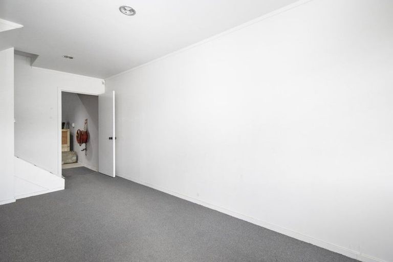 Photo of property in 6a Haig Street, Waterloo, Lower Hutt, 5011