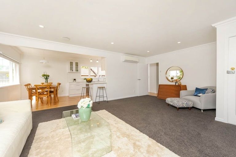 Photo of property in 36 Gilliam Street, New Lynn, Auckland, 0600