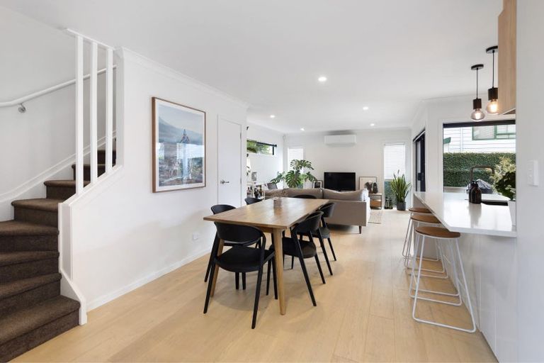 Photo of property in 125c Point Chevalier Road, Point Chevalier, Auckland, 1022