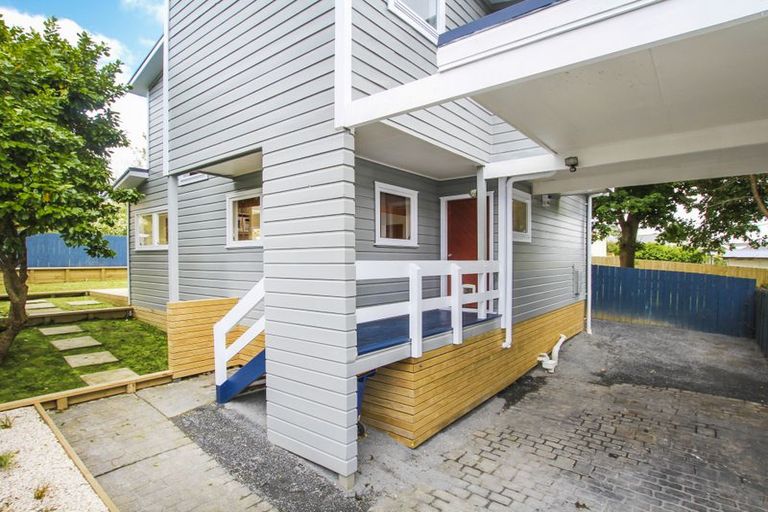 Photo of property in 3/32a Clayburn Road, Glen Eden, Auckland, 0602