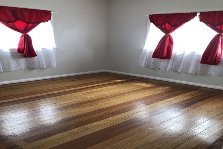 Photo of property in 55 Milton Road, Papatoetoe, Auckland, 2024