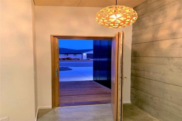 Photo of property in 18 Hosking Drive, Cromwell, 9310