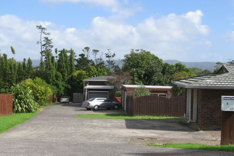 Photo of property in 2/38 Kirrie Avenue, Te Atatu South, Auckland, 0610