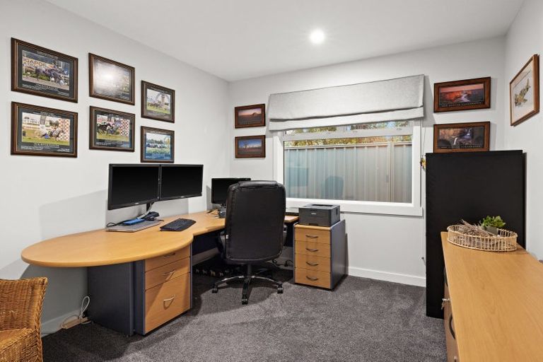 Photo of property in 45 Waimakariri Drive, Te Awa, Napier, 4110