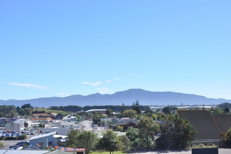 Photo of property in 37a Ruapehu Street, Paraparaumu, 5032