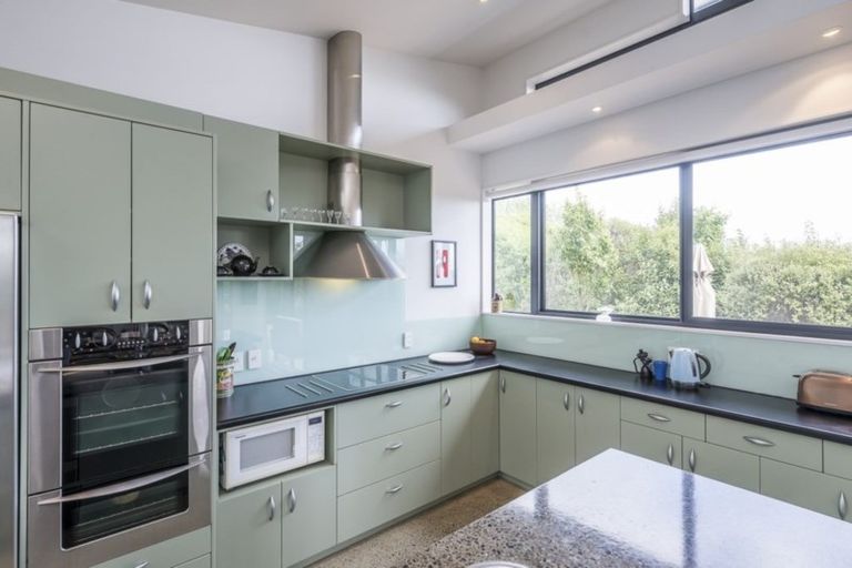 Photo of property in 238 Huia Street, Waikanae, 5391