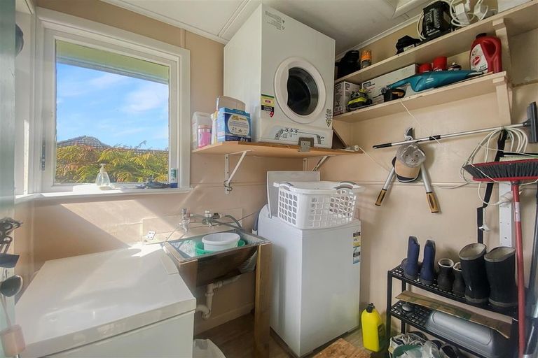 Photo of property in 35 Park Road, Western Heights, Rotorua, 3015