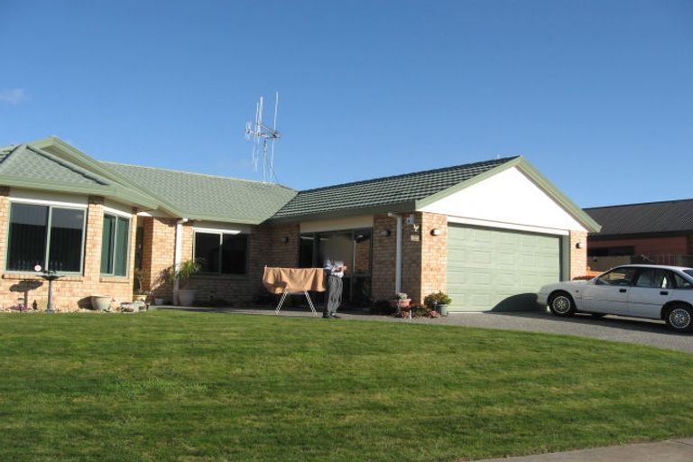 Photo of property in 9 Northmeadow Drive, Rototuna, Hamilton, 3210