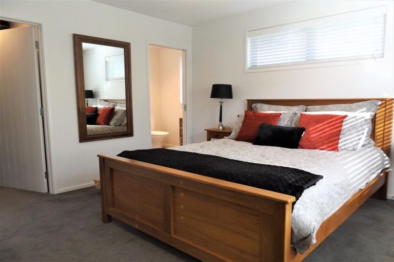 Photo of property in 38 Cyrus Street, Whalers Gate, New Plymouth, 4310