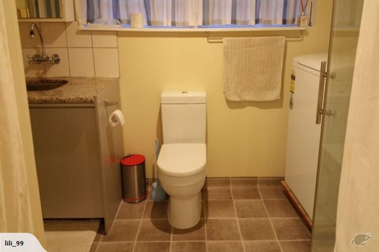 Photo of property in 48 Reeves Road, Pakuranga, Auckland, 2010