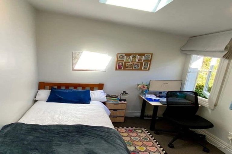 Photo of property in 173 Glenmore Street, Kelburn, Wellington, 6012