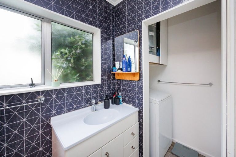 Photo of property in 79 Nash Parade, Foxton Beach, Foxton, 4815