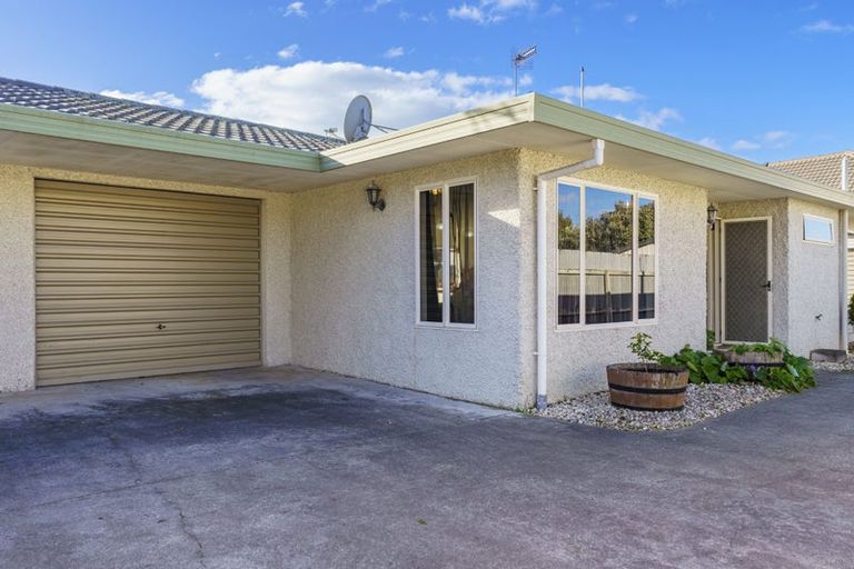 Photo of property in 2/50 Nuffield Avenue, Marewa, Napier, 4110