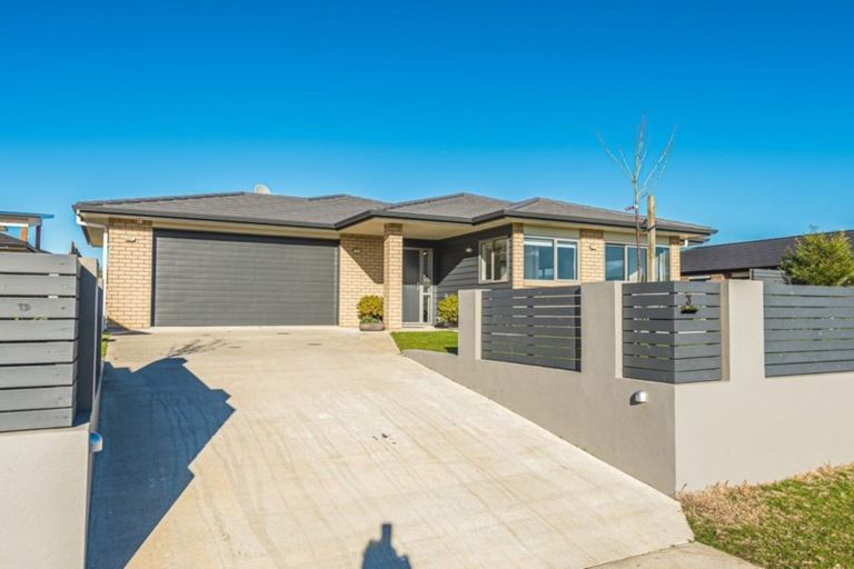 Photo of property in 3 Simon Street, Tawhero, Whanganui, 4501