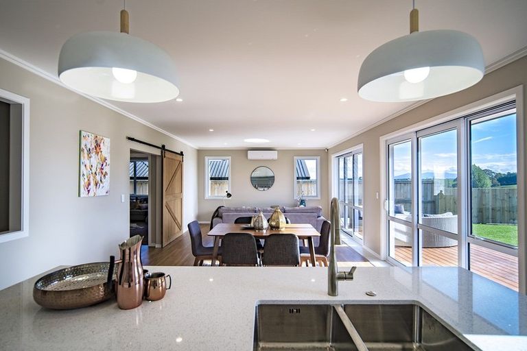 Photo of property in 12 Waireka Road, Rototuna North, Hamilton, 3210