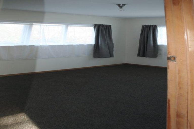 Photo of property in 22 Nicholson Road, Khandallah, Wellington, 6035