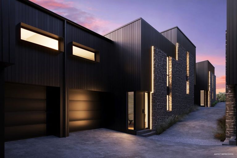 Photo of property in 26 Hallenstein Street, Queenstown, 9300