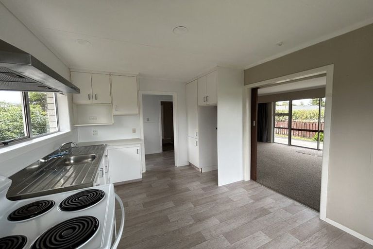 Photo of property in 8a Tanekaha Place, Pukete, Hamilton, 3200