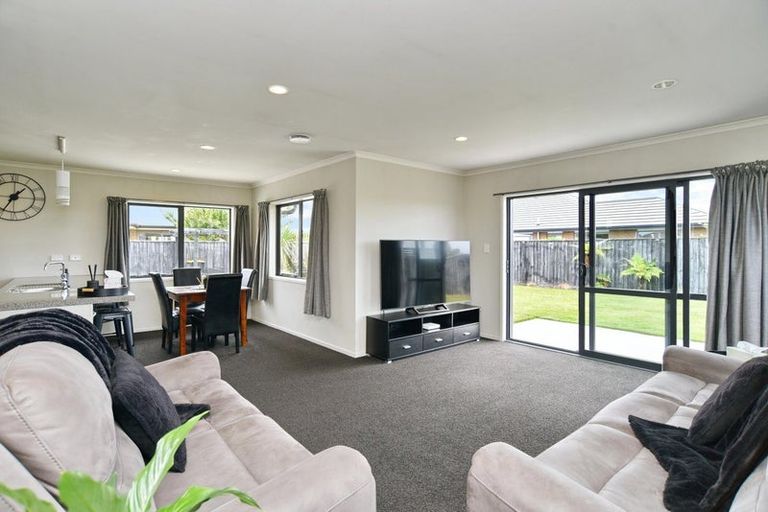 Photo of property in 8 Brockelbank Drive, Kaiapoi, 7630