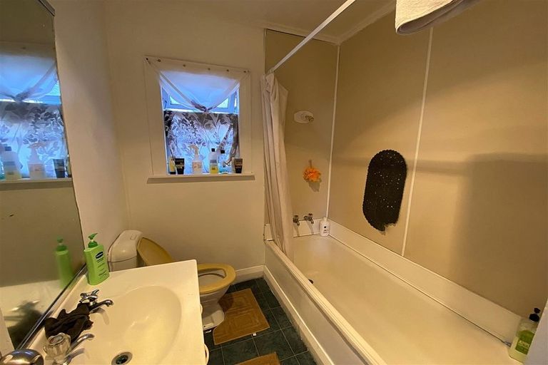 Photo of property in 28 Steeles Lane, Western Heights, Rotorua, 3015