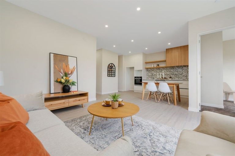 Photo of property in 11 Horokaka Street, Massey, Auckland, 0614