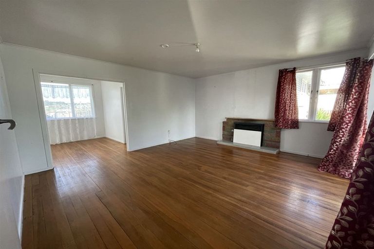 Photo of property in 339 Main Road, Huapai, Kumeu, 0810