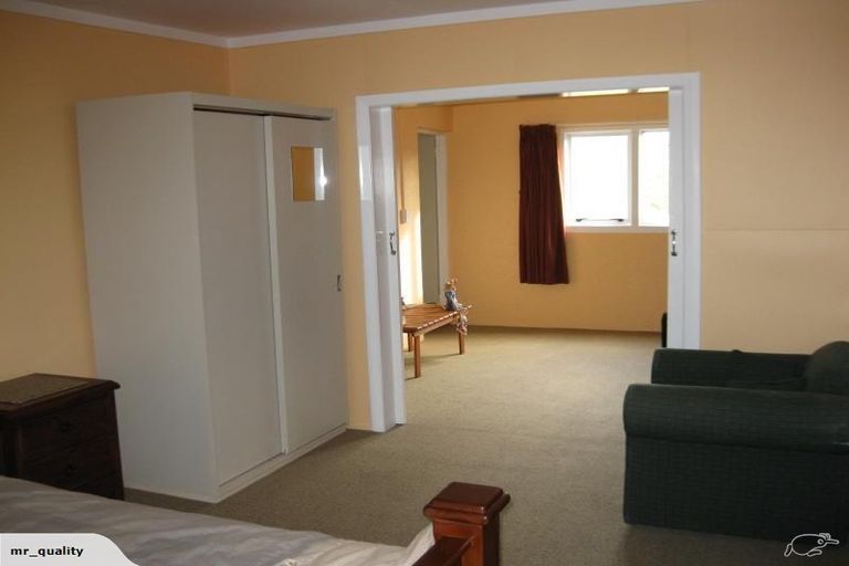 Photo of property in 22 Nelson Street, Foxton Beach, Foxton, 4815