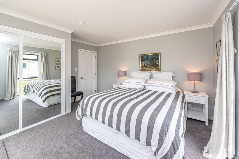 Photo of property in 21 Sunset Parade, Kai Iwi, Whanganui, 4574