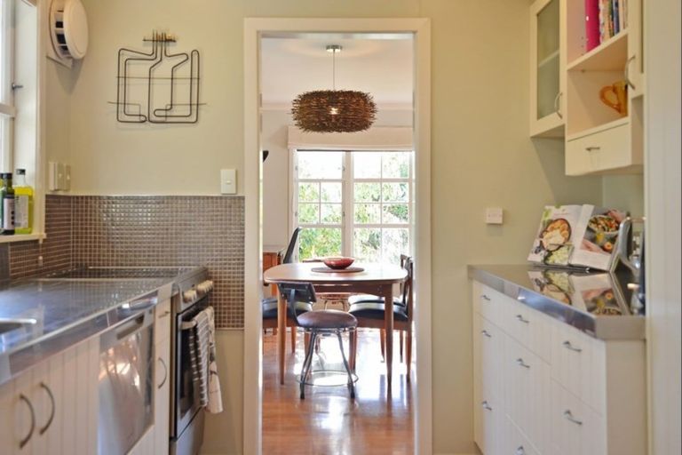 Photo of property in 8 Udy Street, Greytown, 5712