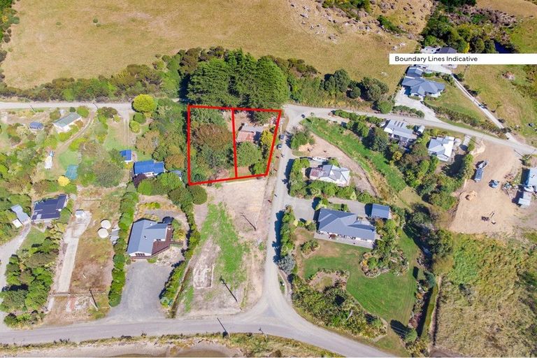 Photo of property in 9 Mena Street, Waikawa, Tokanui, 9884