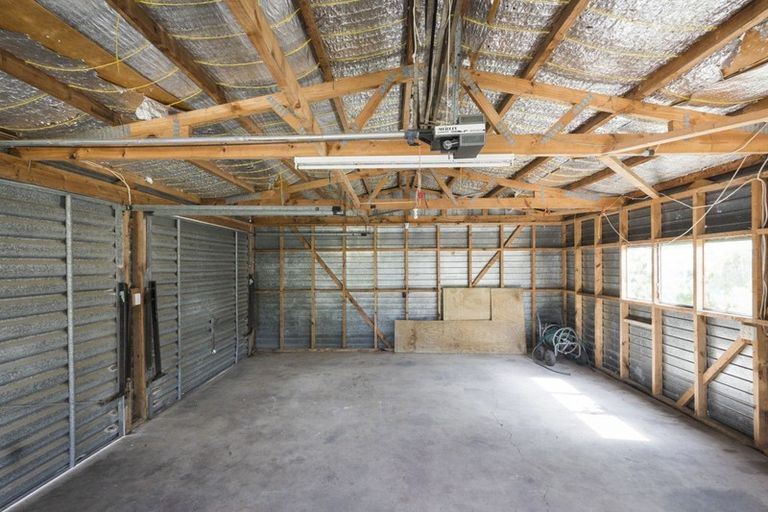 Photo of property in 3 Escort Grove, Awapuni, Palmerston North, 4412