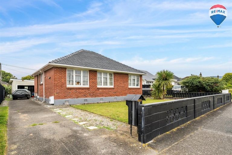 Photo of property in 89 Hewer Crescent, Naenae, Lower Hutt, 5011