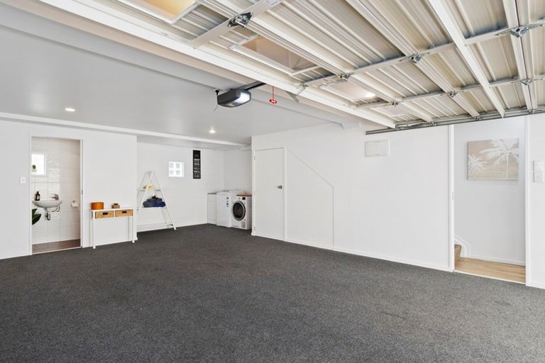Photo of property in 6/47 Marine Parade, Mount Maunganui, 3116