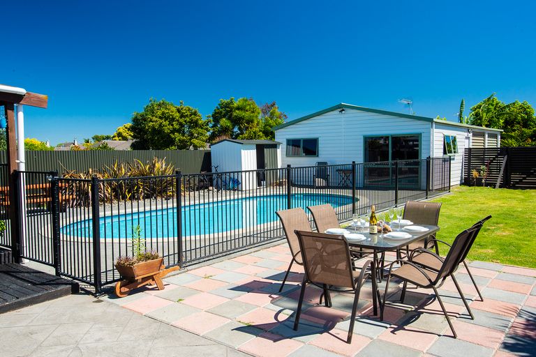 Photo of property in 25 Cook Street, Te Hapara, Gisborne, 4010